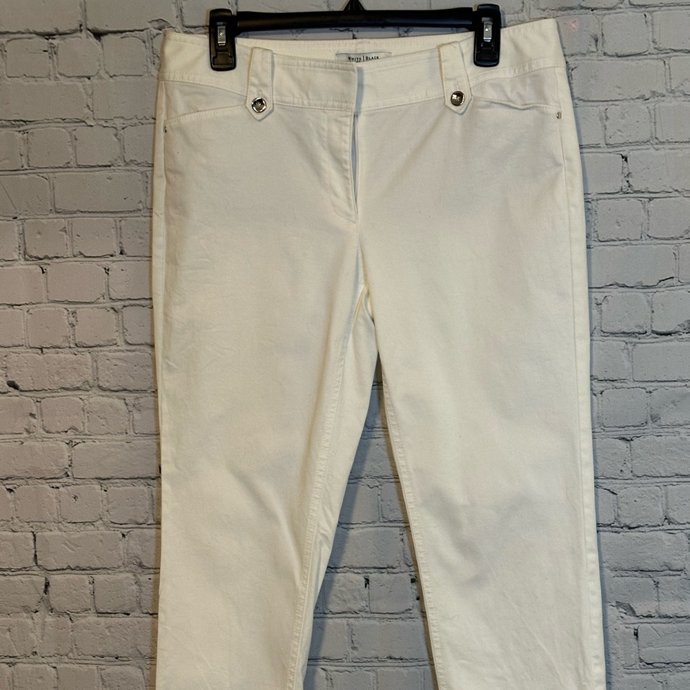 WHBM White Cuffed Capri Size 8 - Picture 9 of 10